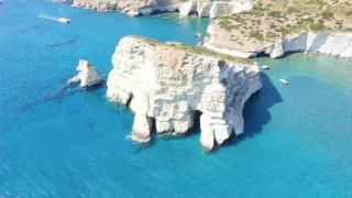 Santorini a Milos, vulkanické ostrovy