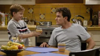 Dva a půl chlapa (15)