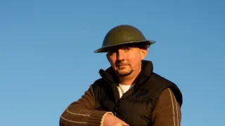 Přední linie (3/8)