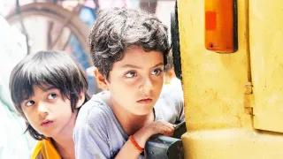 Podivuhodná cesta fakíra, který uvízl ve skříni