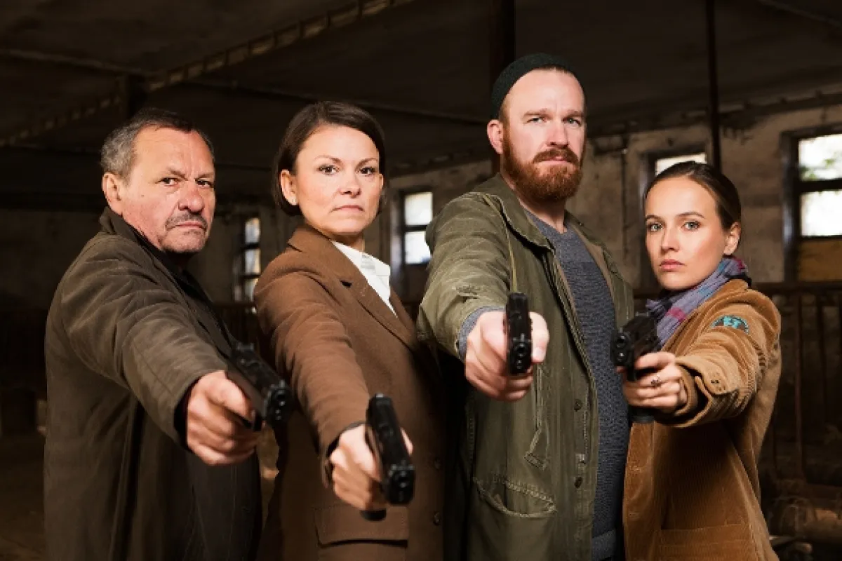 Pět mrtvých psů, 2016 - fotogaléria