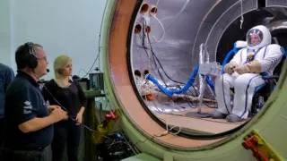 Let na prahu vesmíru