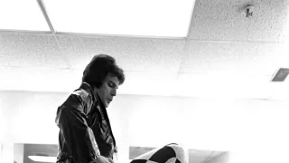 Queen: Rock The World