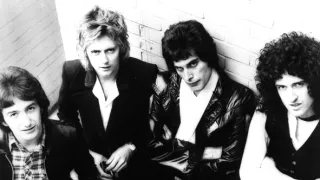 Queen: Rock The World