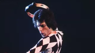 Queen: Rock The World