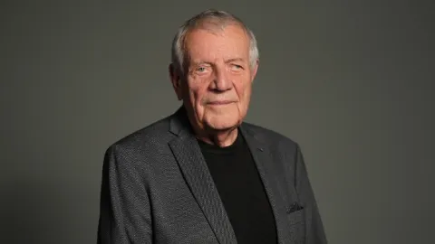 DVTV: Karel Hvížďala