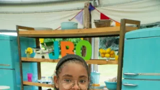 Peče celá Británie Junior IX