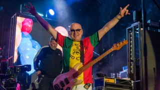 Tři sestry: 40 let na scéně