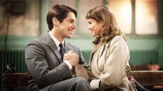 Paní Harrisová jede do Paříže