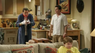 Dva a půl chlapa III (23)