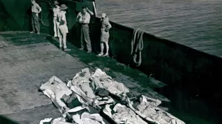 USS Indianapolis: Napospas žralokom (1/2)