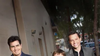 Dva a půl chlapa V (2)