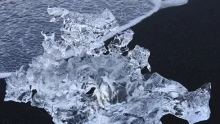 Island - elfové, led a oheň