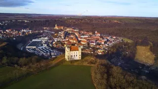 Pěšky hezky česky (2/2)