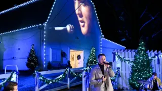 Vánoce v Gracelandu