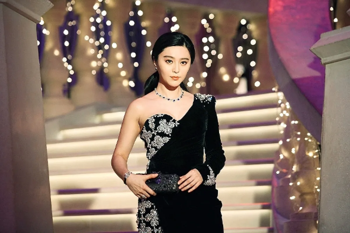 Detektiv z Hongkongu (SKIPTRACE), 2016 - fotogaléria