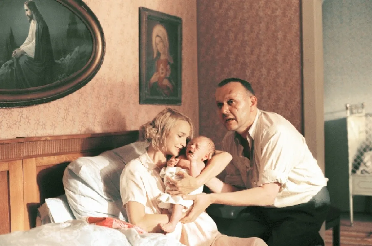Musíme si pomáhat, 2000 - fotogaléria