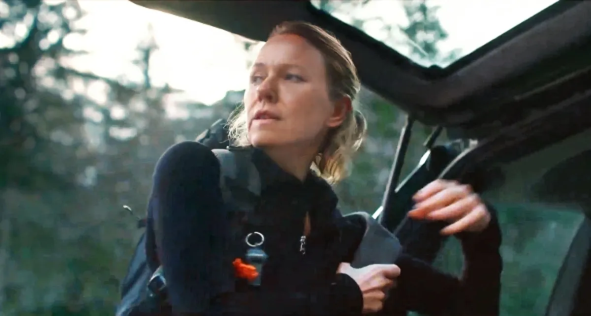 V zajatí snehovej búrky (Infinite Storm), 2022 - fotogaléria