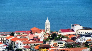 Panama, mesto a prieplav