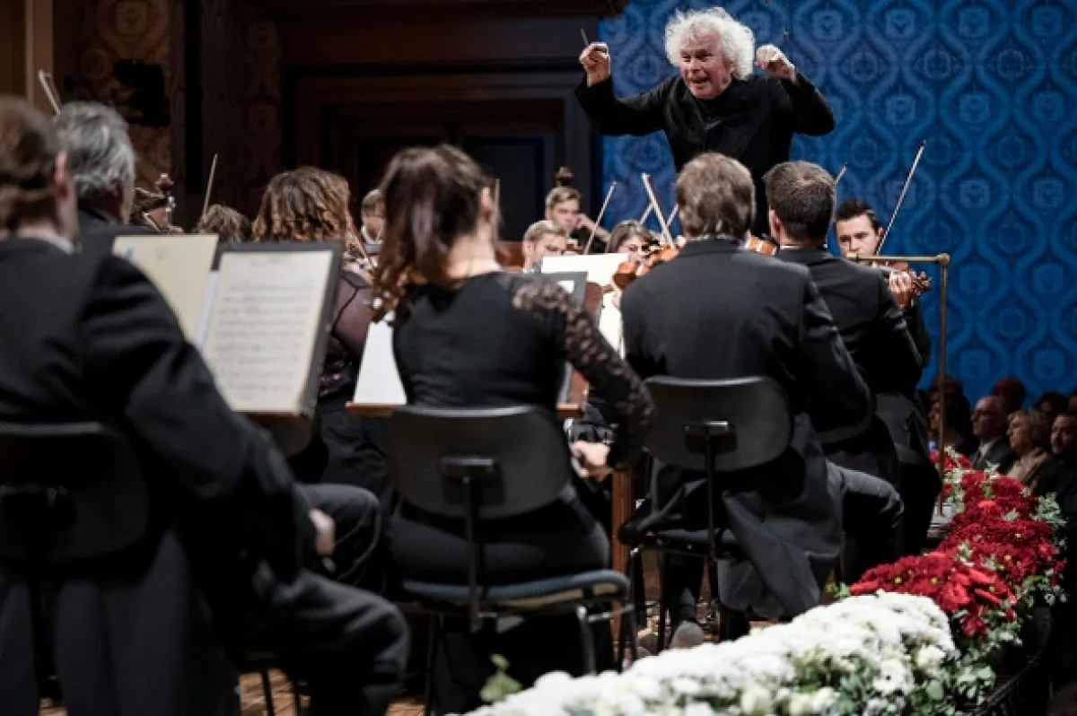 Sir Simon Rattle diriguje české a terezínské autory, 2022 - fotogaléria