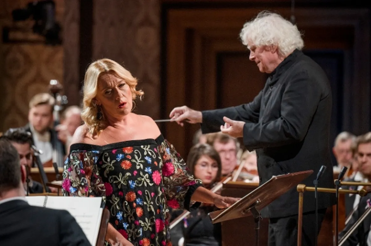Sir Simon Rattle diriguje české a terezínské autory, 2022 - fotogaléria
