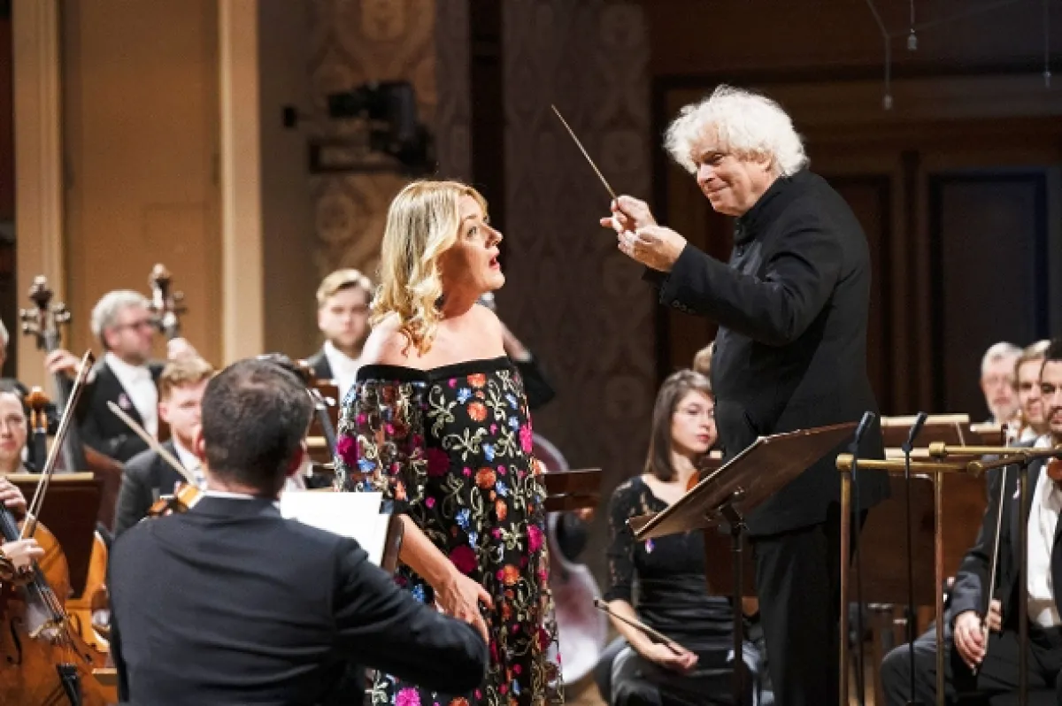 Sir Simon Rattle diriguje české a terezínské autory, 2022 - fotogaléria