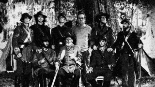 V elektrizující mlze