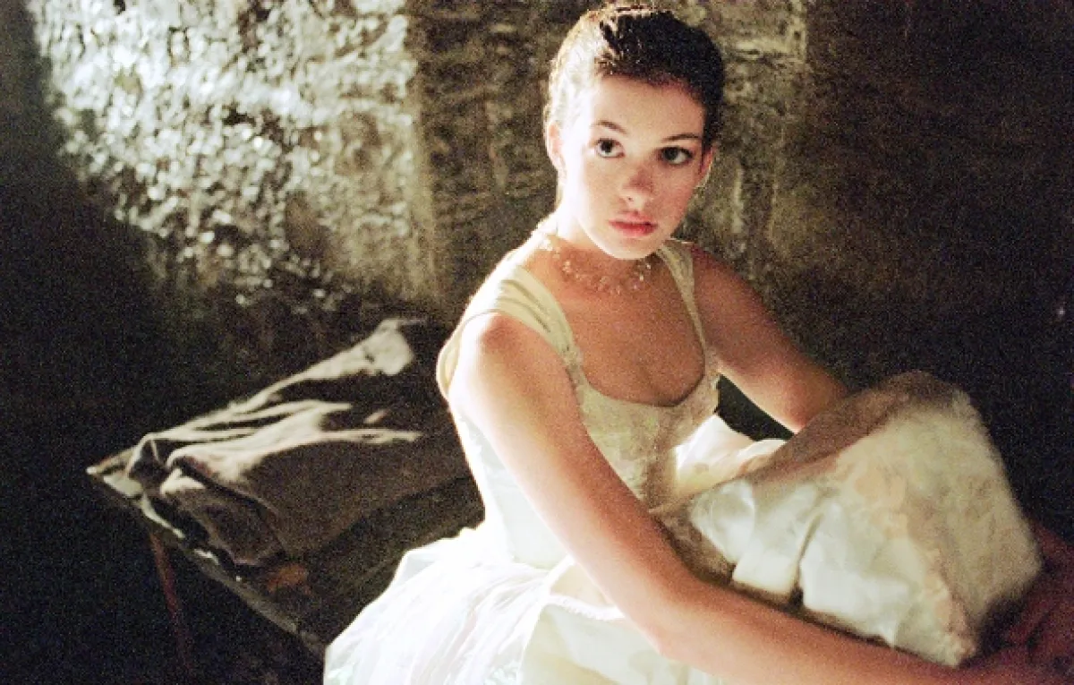 Začarovaná Ella (Ella Enchanted), 2004 - fotogaléria