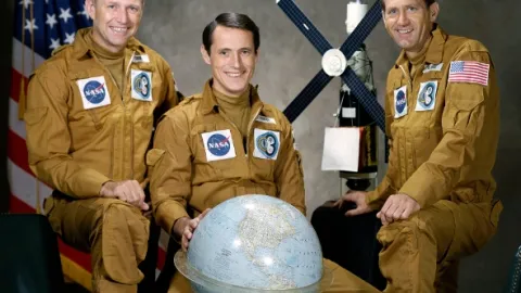 Objevitelé vesmíru (1)