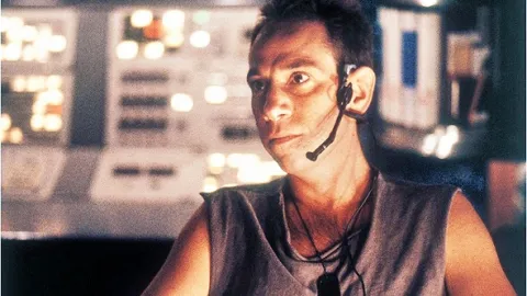 Hlubinná hvězda šest