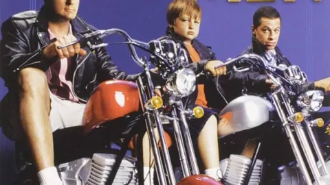 Dva a pol chlapa II (18)