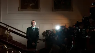 Sláva zabíjí (2/4)