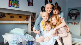 Červené pásky (4)