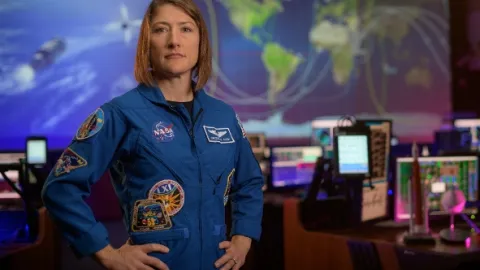 Objevitelé vesmíru (2)