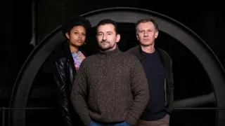 Vražedné stíny (2/2)