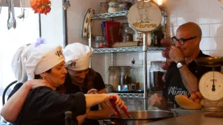 Stanley Tucci a všechny chutě Itálie II