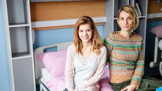 Červené pásky (4)