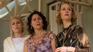 Hotel na pobřeží (3/33)