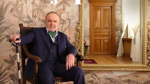 Az aranyifjú III (84)