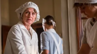 Hotel na pobřeží (2/33)