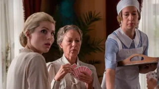 Hotel na pobřeží (4/33)