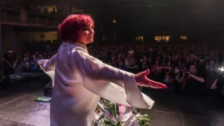 Petra Janů - Jedeme dál