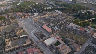 Odhalené krásy Pompejí (2/2)