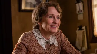 Hotel na pobřeží (6/33)