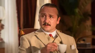 Hotel na pobřeží (6/33)