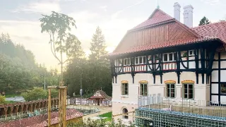 Naše lázně (2/10)