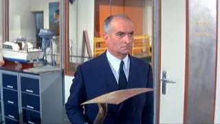 Tonoucí se stébla chytá