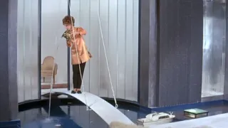 Tonoucí se stébla chytá