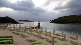 Vůně albánské kuchyně s Miroslavem Donutilem