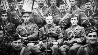 Hitler versus Churchill (1/2)